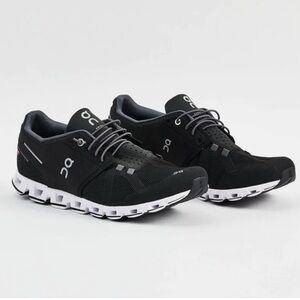 ON Cloud Running Women’s Sneakers Black/white